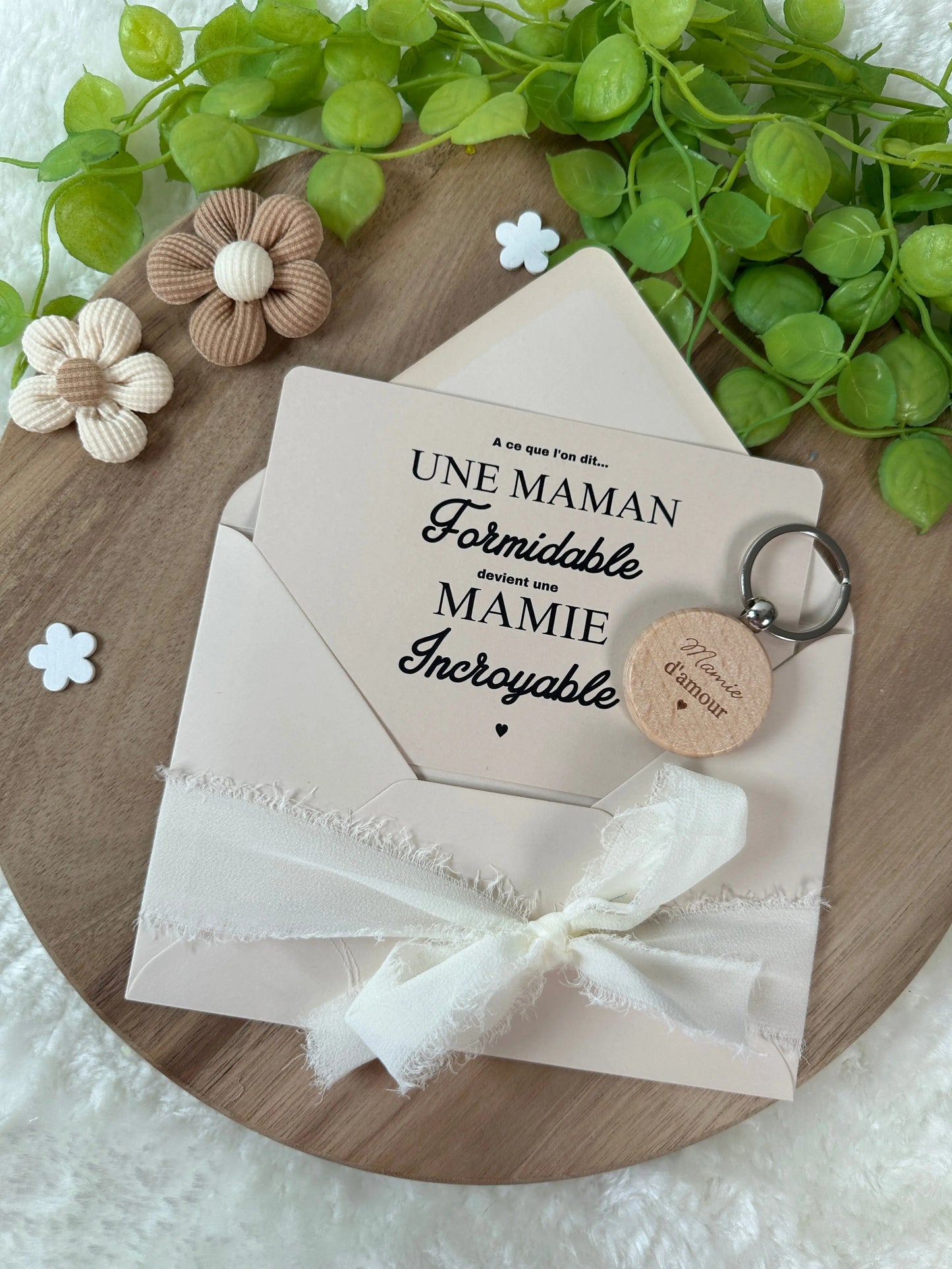 Annonce grossesse mamie carte avec petit porte clé en bois pour mamie d’amour Annonce ton Bonheur