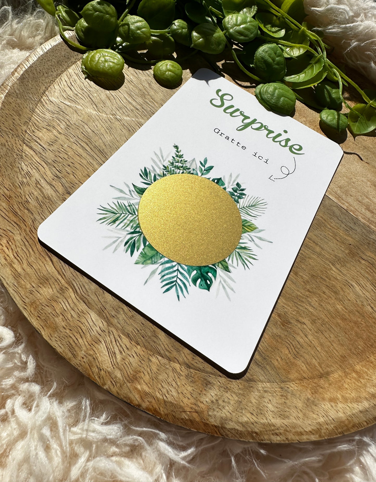 Carte à gratter famille surprise cercle doré