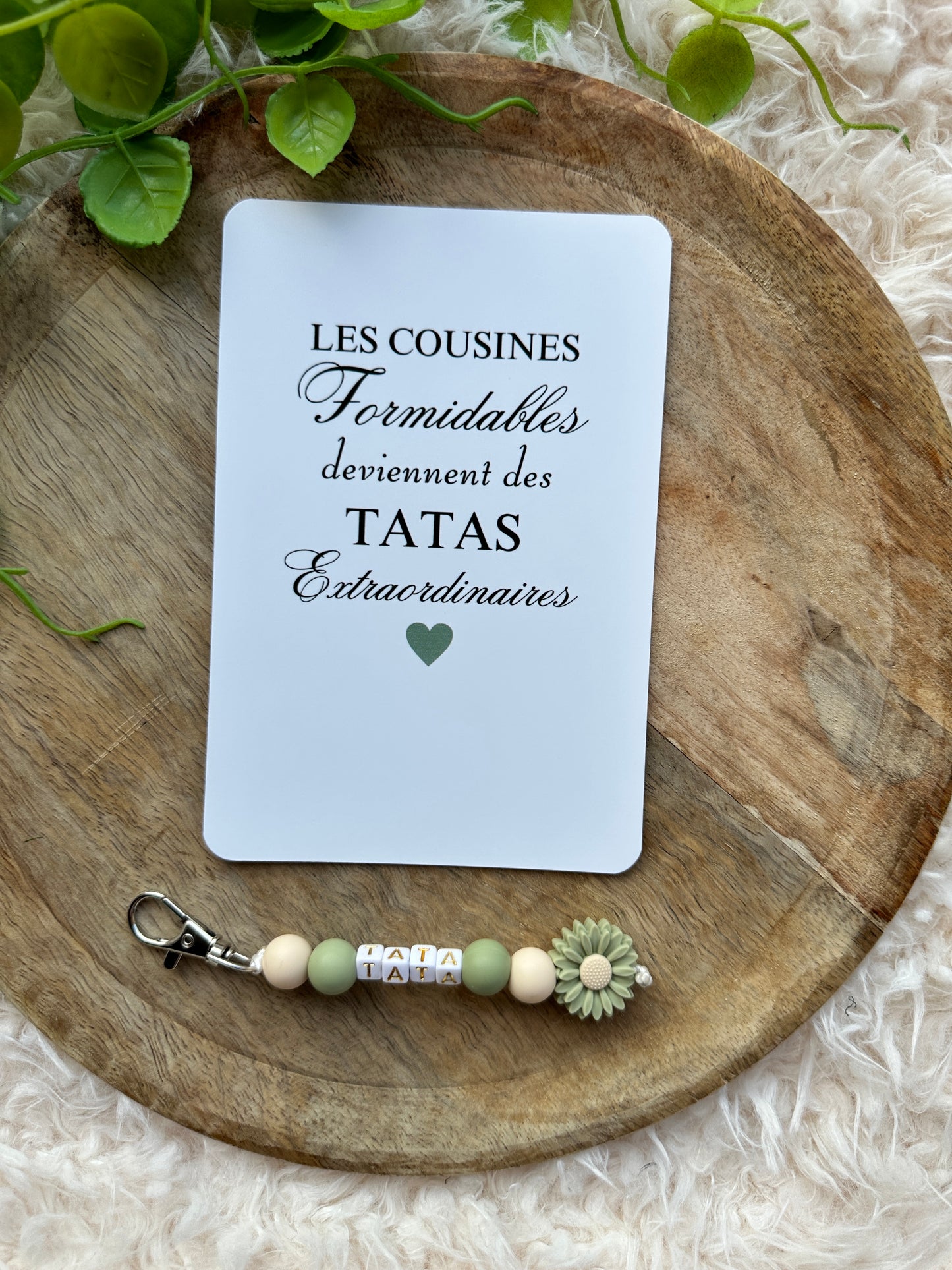 Annonce grossesse carte porte-clés tata en perles beige et vertes