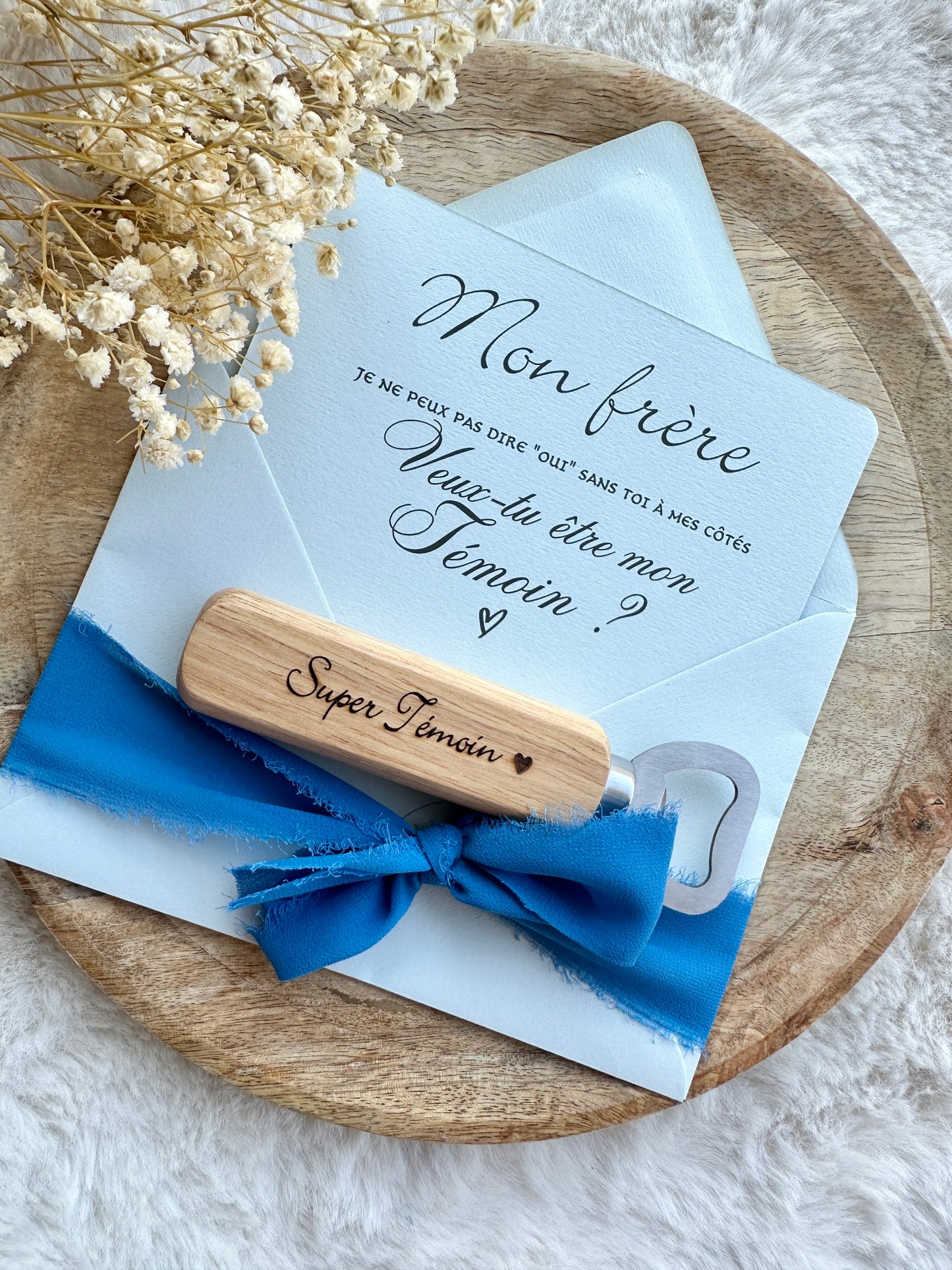 Demande témoin de mariage avec décapsuleur bleu