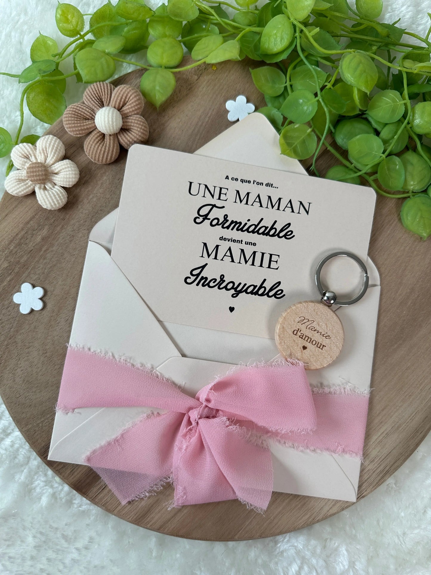 Annonce grossesse mamie carte avec petit porte clé en bois pour mamie d’amour Annonce ton Bonheur