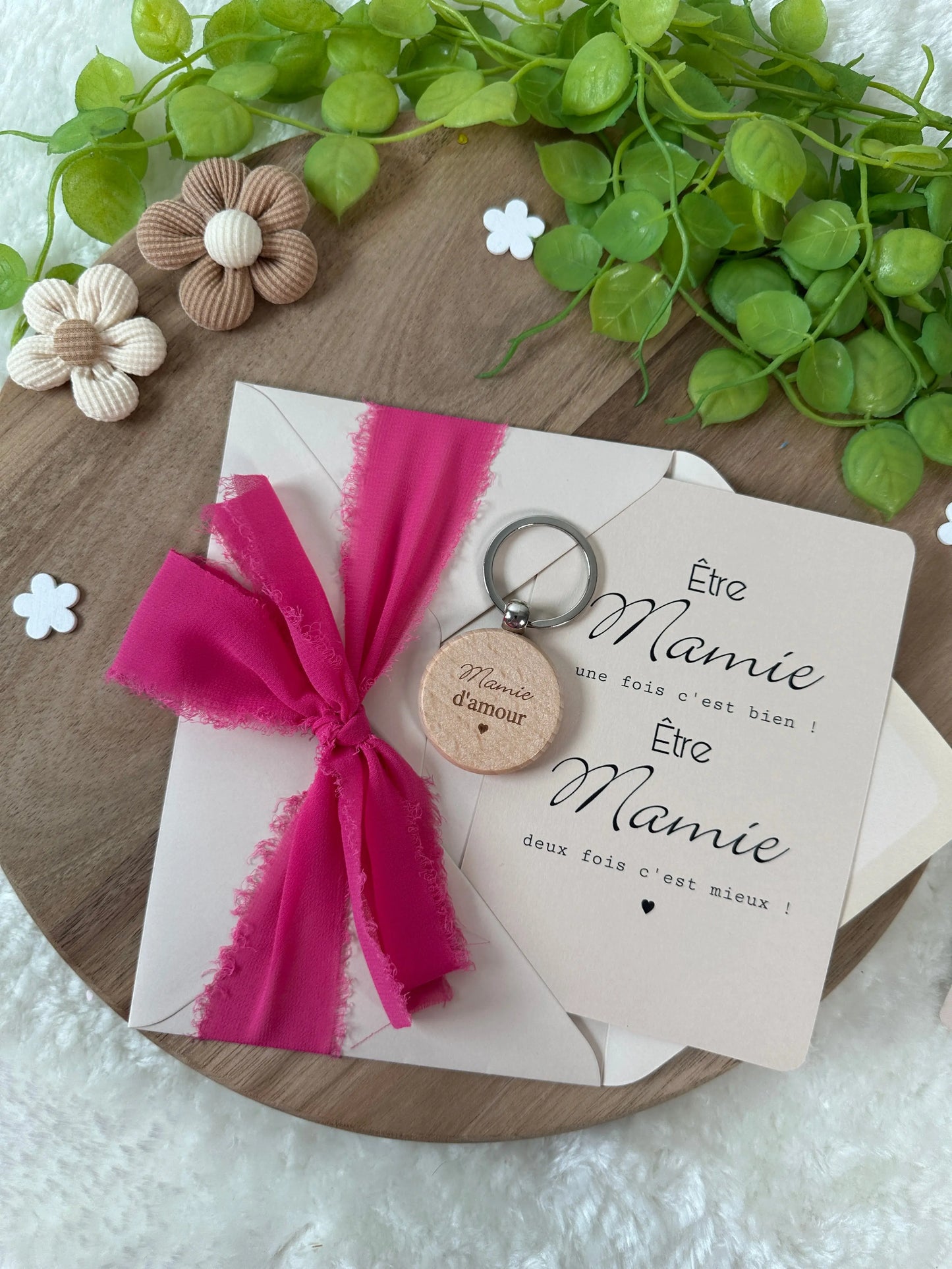 Annonce grossesse mamie carte avec petit porte clé en bois pour mamie d’amour Annonce ton Bonheur