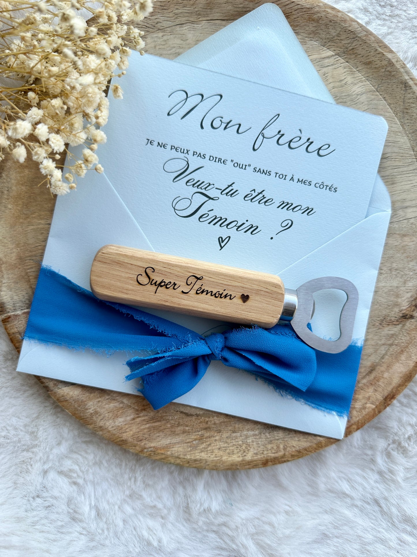 Demande témoin de mariage avec décapsuleur bleu