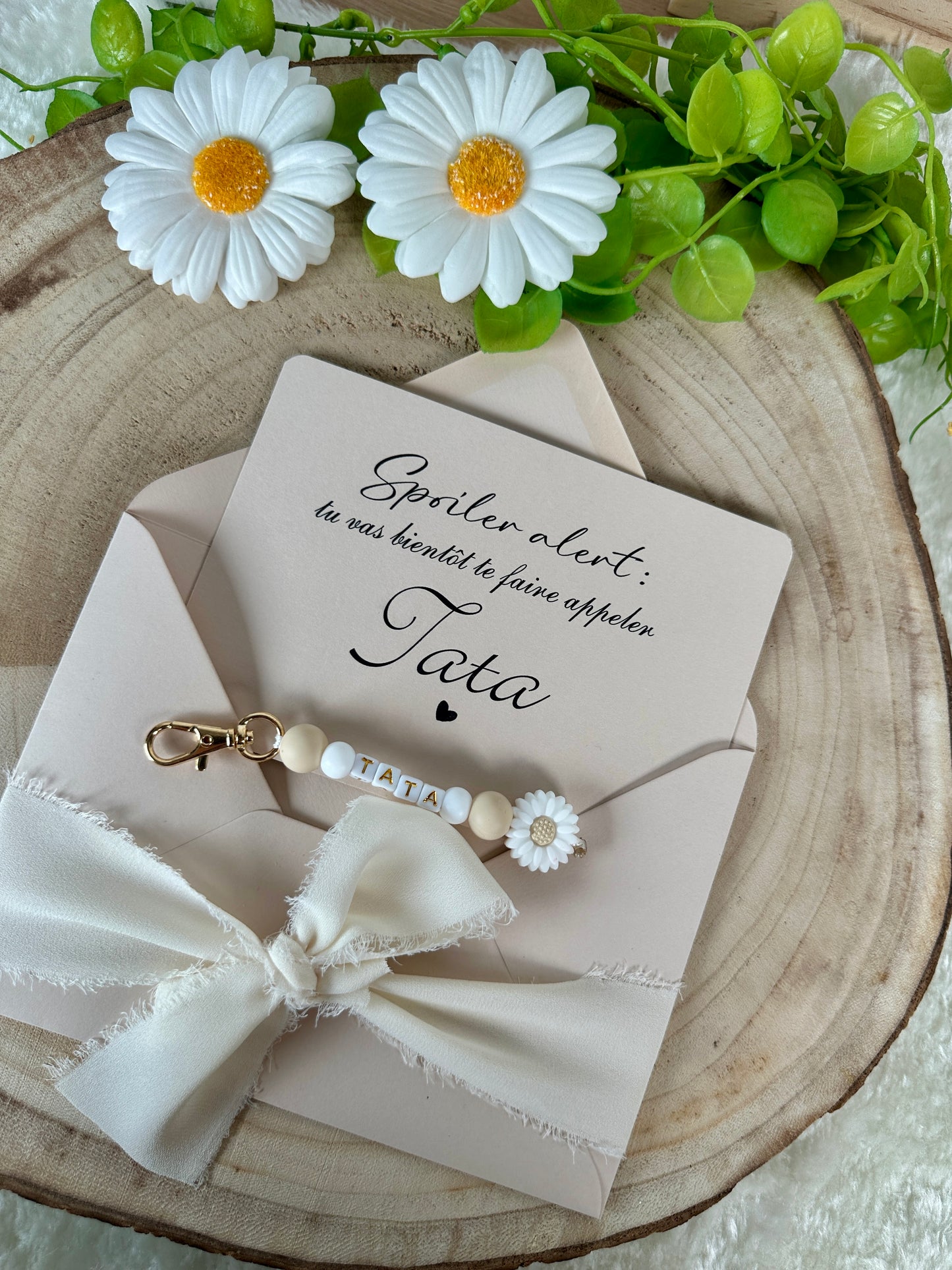 Annonce grossesse carte porte clé perle tata beige