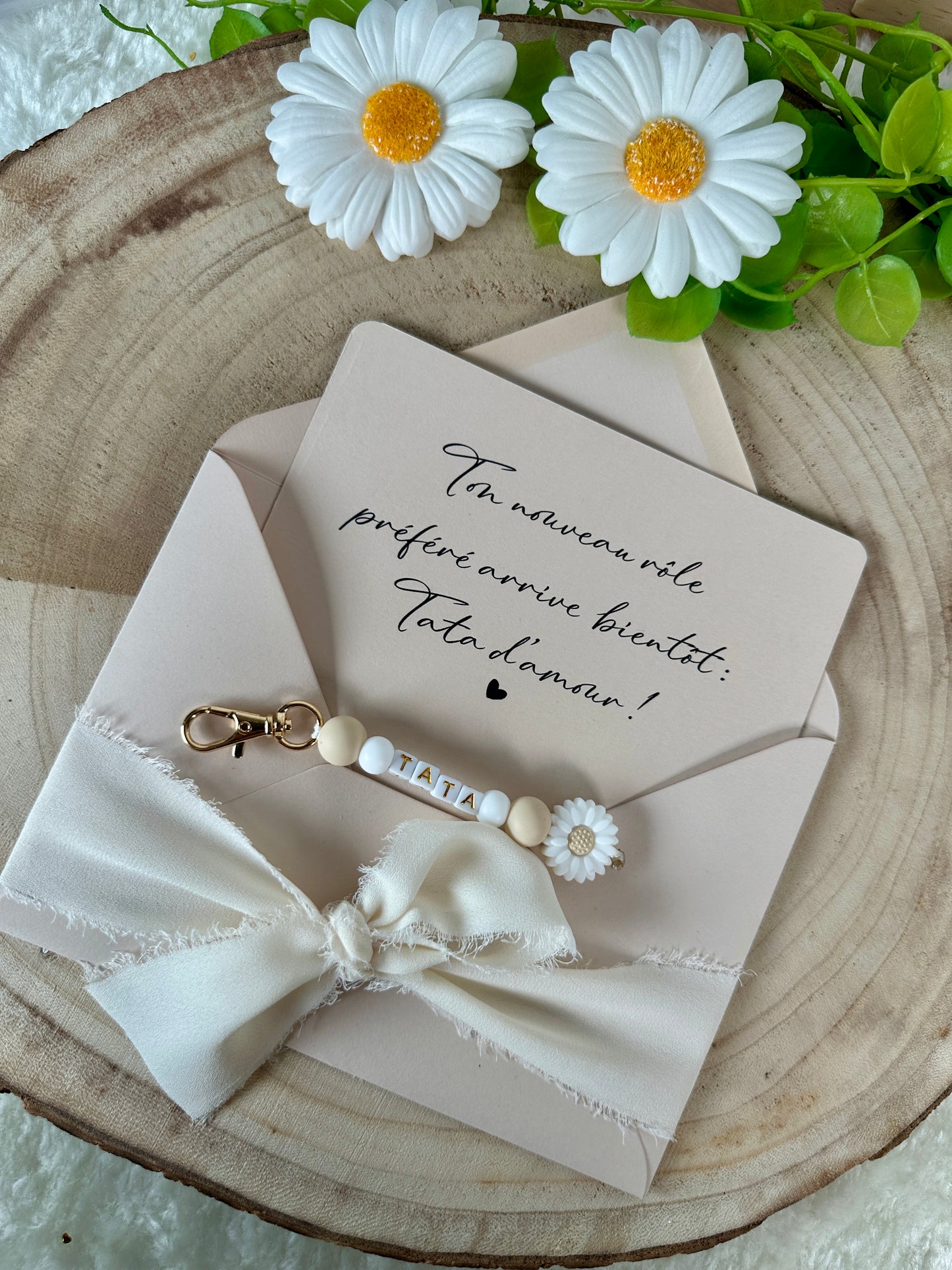 Annonce grossesse carte porte clé perle tata beige