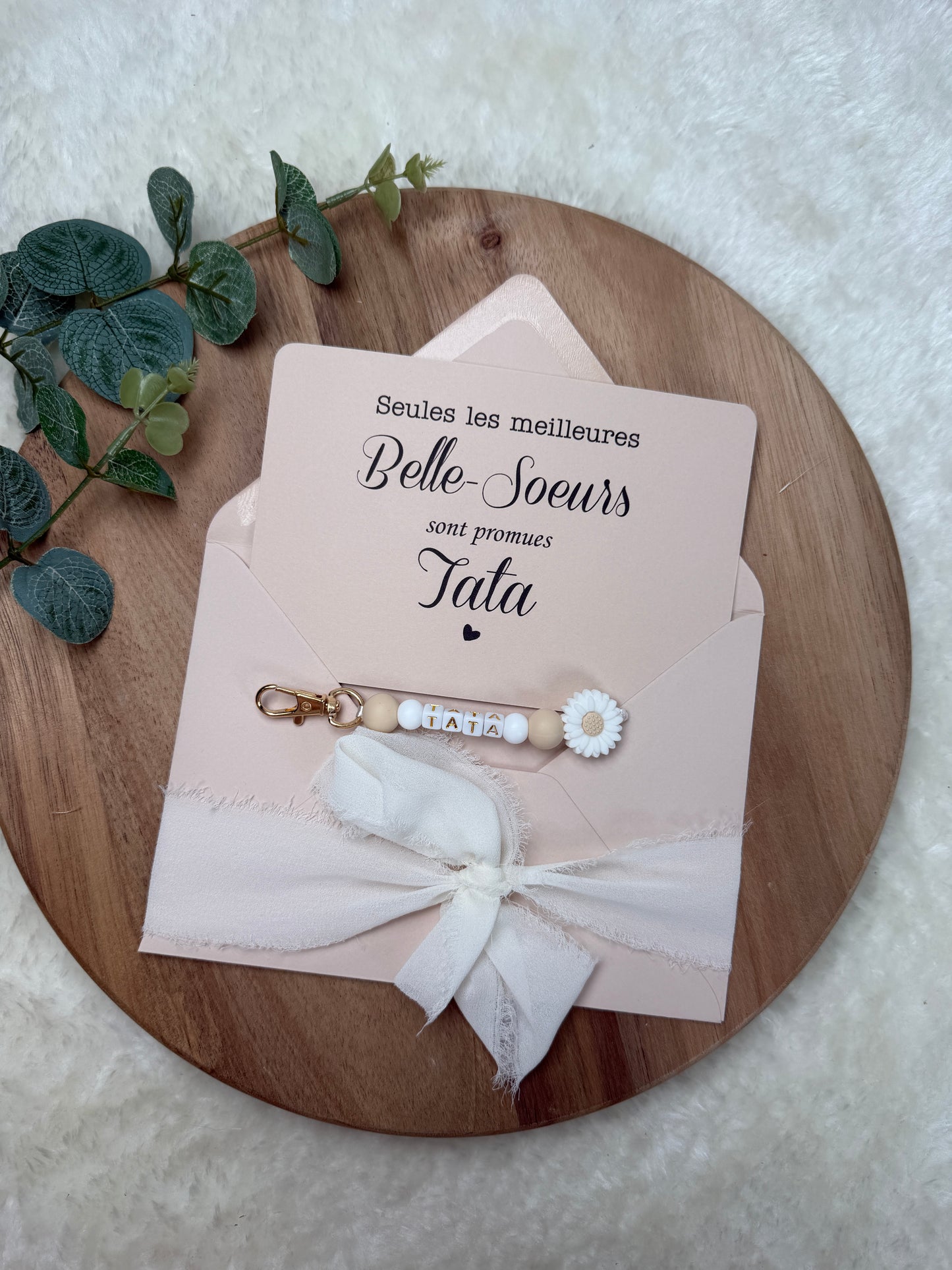 Annonce grossesse carte porte clé perle tata beige