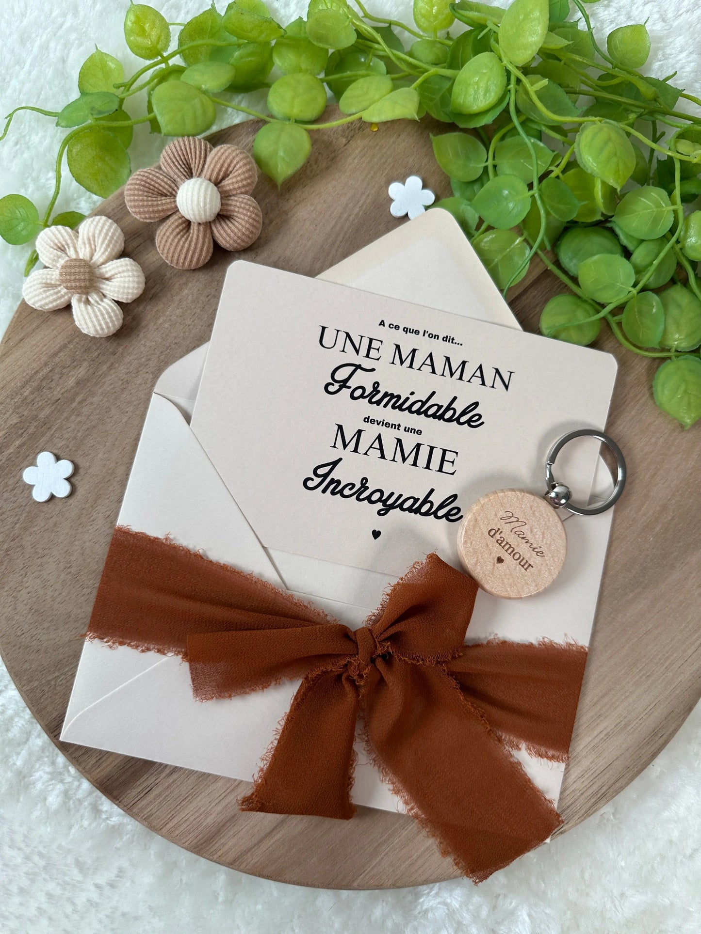Annonce grossesse mamie carte avec petit porte clé en bois pour mamie d’amour Annonce ton Bonheur
