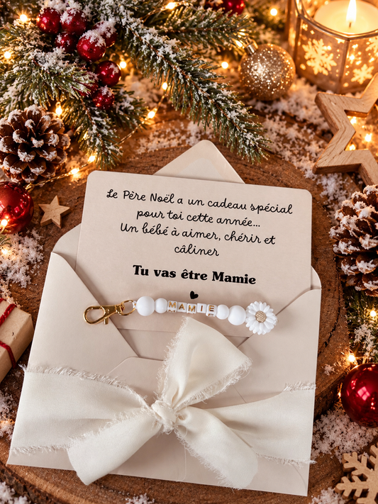 Annonce grossesse mamie carte avec petit porte clé en perles noel