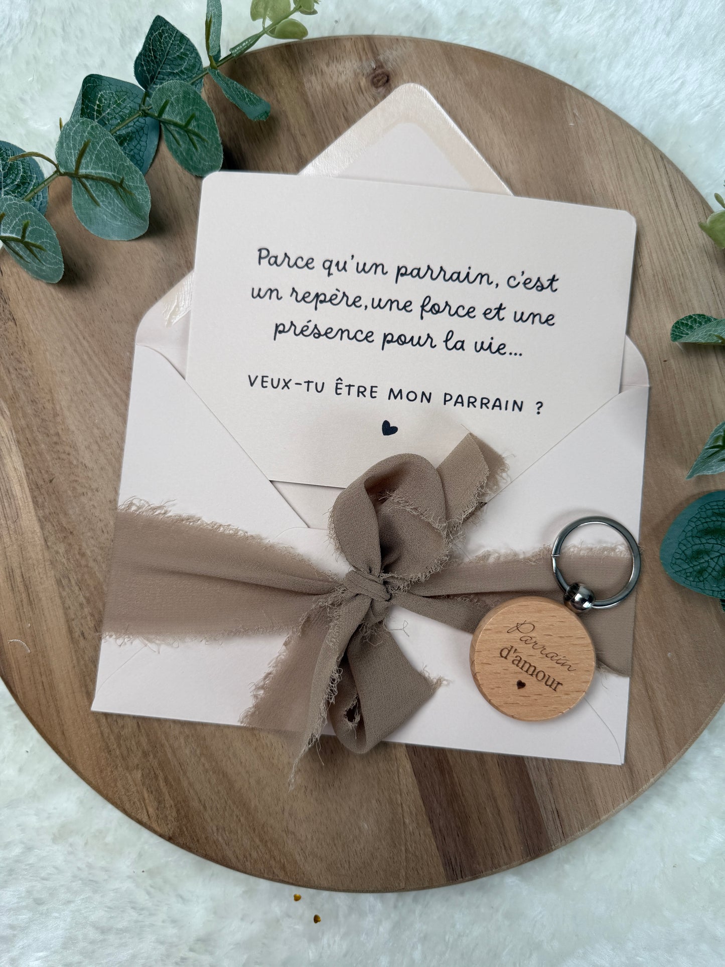 Annonce grossesse demande parrain, baptême carte avec petit porte clé en bois pour parrain d’amour