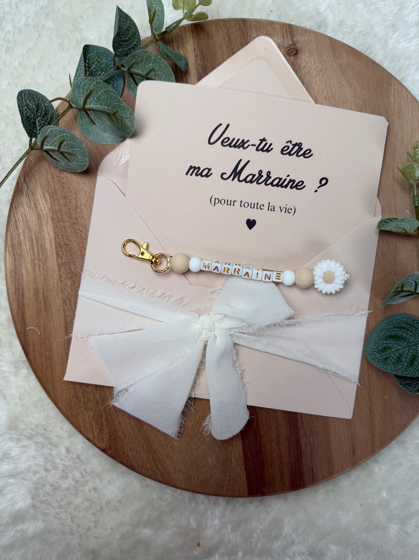 Annonce grossesse, demande marraine, blanc baptême, carte et porte clé en perles