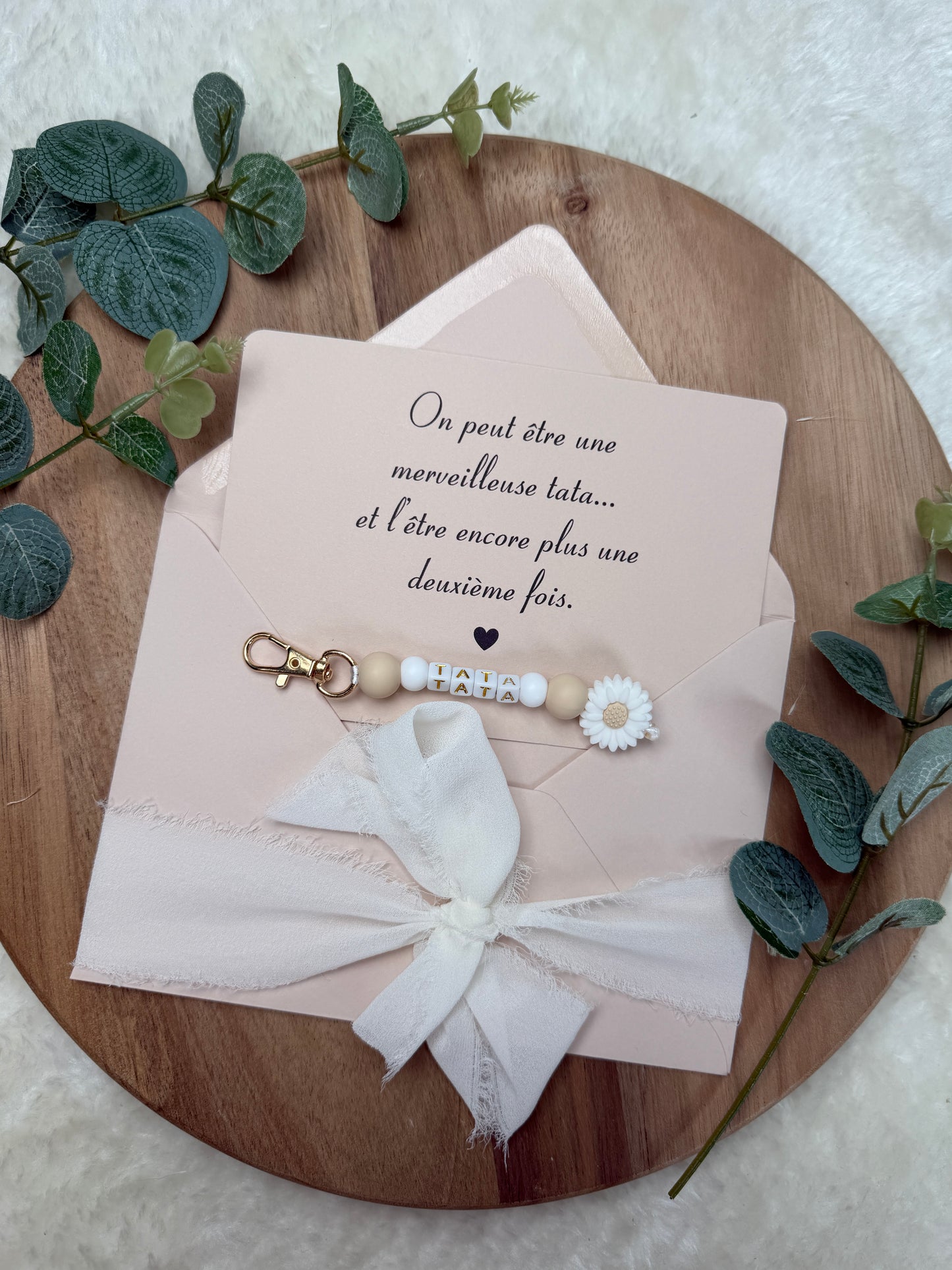 Annonce grossesse carte porte clé perle tata beige