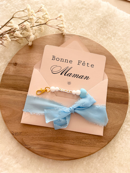 Cadeau fête des mamans, fête des mères, carte avec porte clé coeur bleu clair