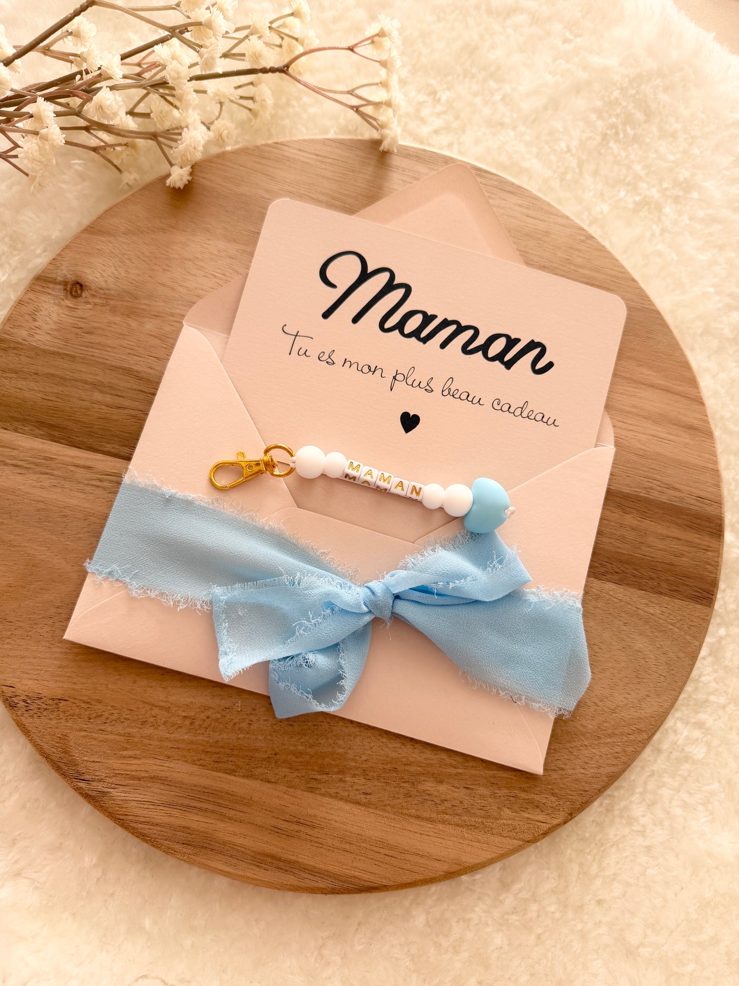 Cadeau fête des mamans, fête des mères, carte avec porte clé coeur bleu clair