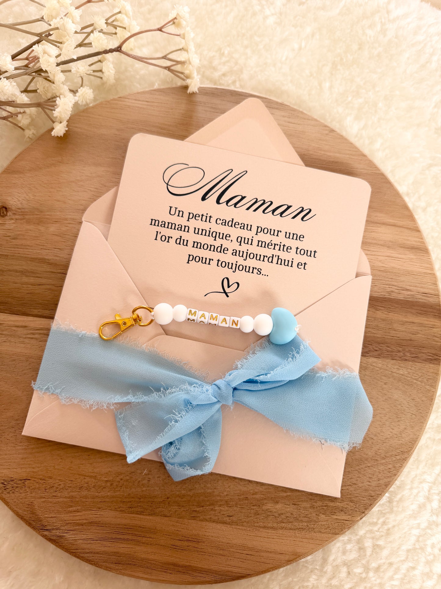 Cadeau fête des mamans, fête des mères, carte avec porte clé coeur bleu clair