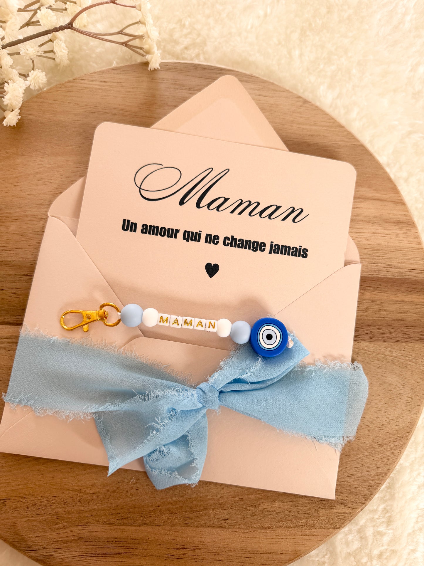 Cadeau fête des mamans, fête des mères, carte avec porte clé oeil bleu