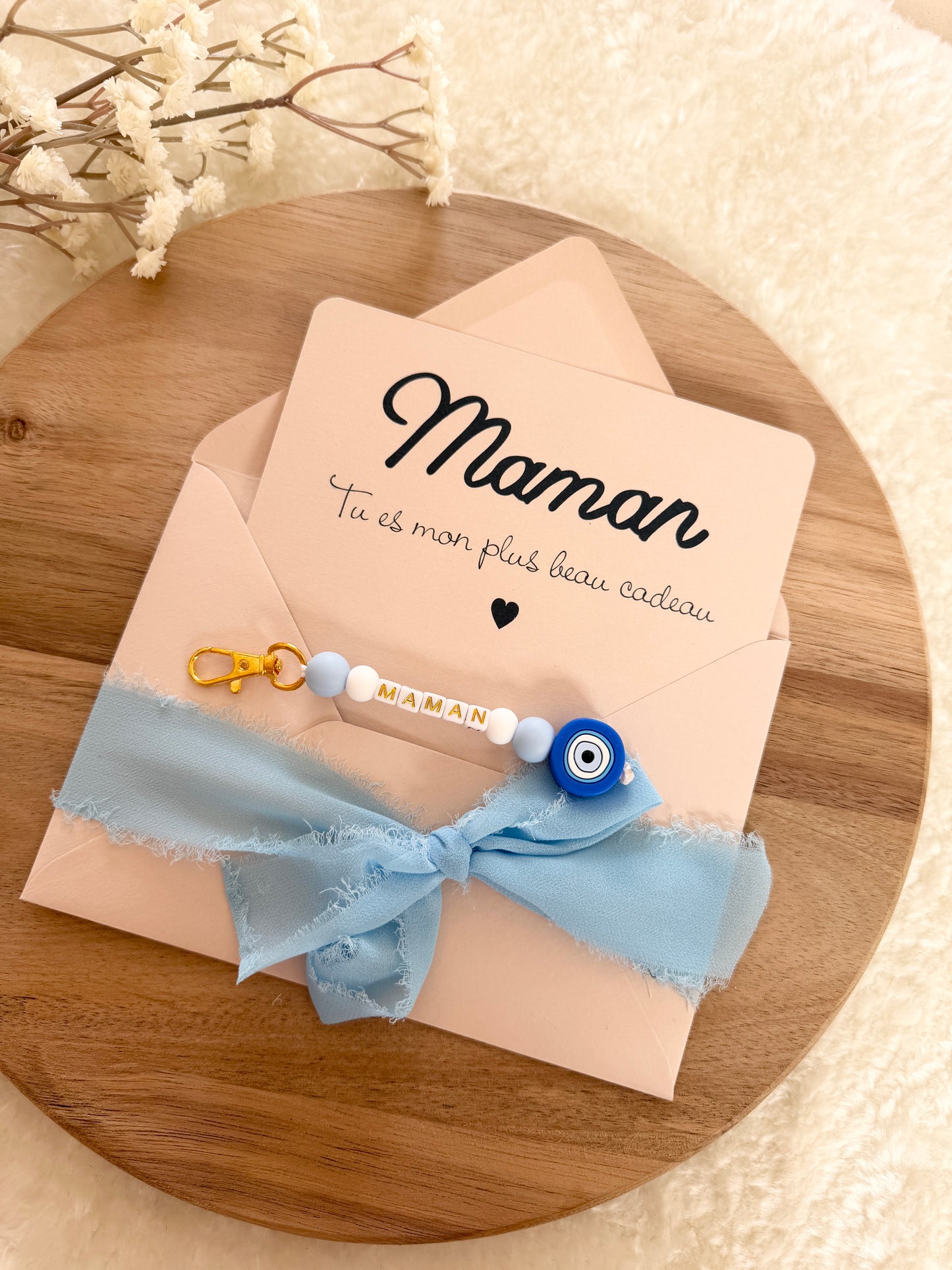 Cadeau fête des mamans, fête des mères, carte avec porte clé oeil bleu