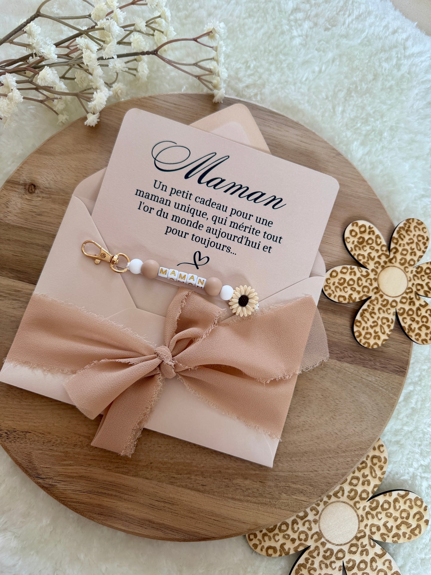 Cadeau fête des mamans, fête des mères, carte avec porte clé marron clair