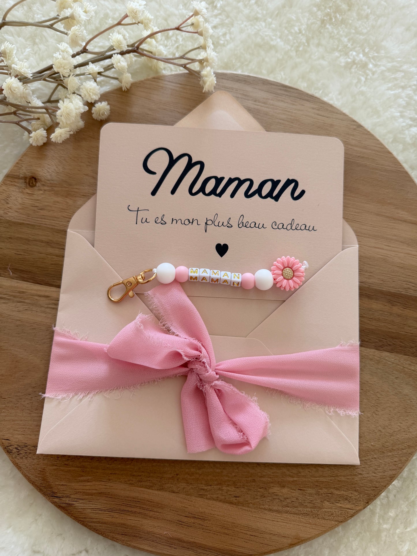 Cadeau fête des mamans, fête des mères, carte avec porte clé rose fleur
