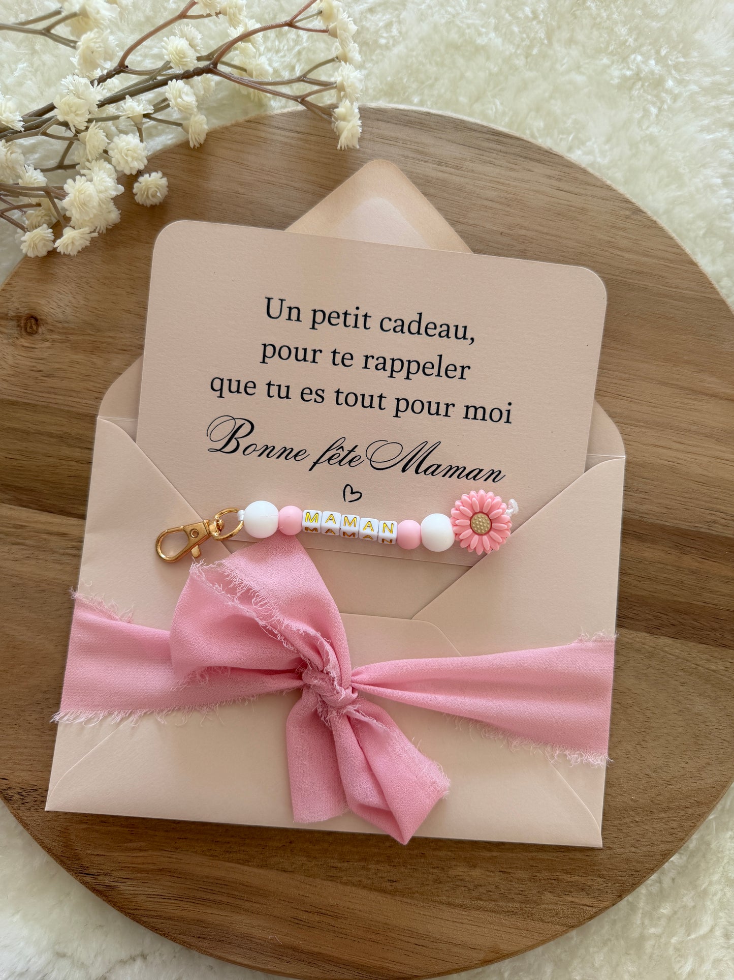 Cadeau fête des mamans, fête des mères, carte avec porte clé rose fleur