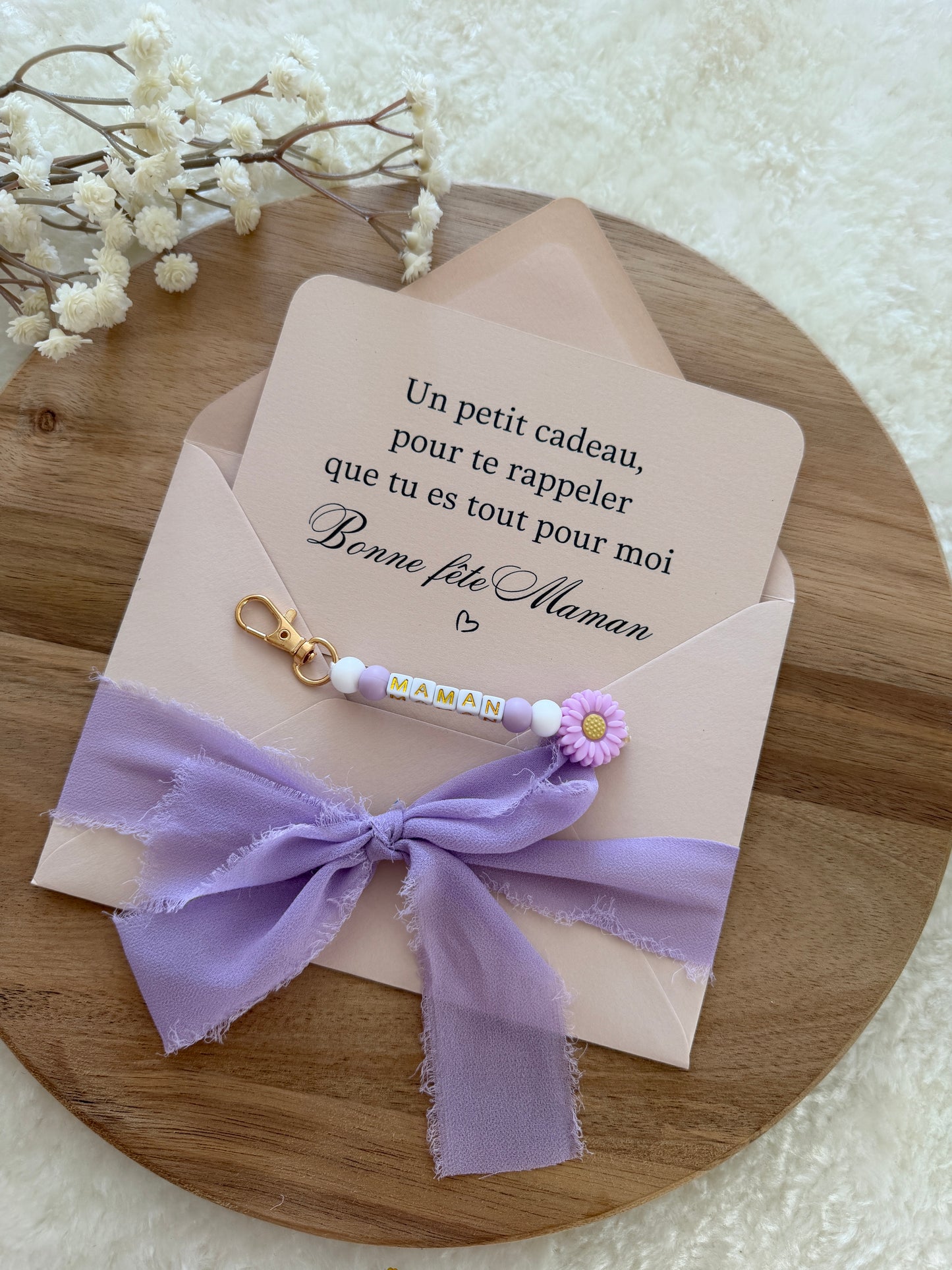 Cadeau fête des mamans, fête des mères, carte avec porte clé violet