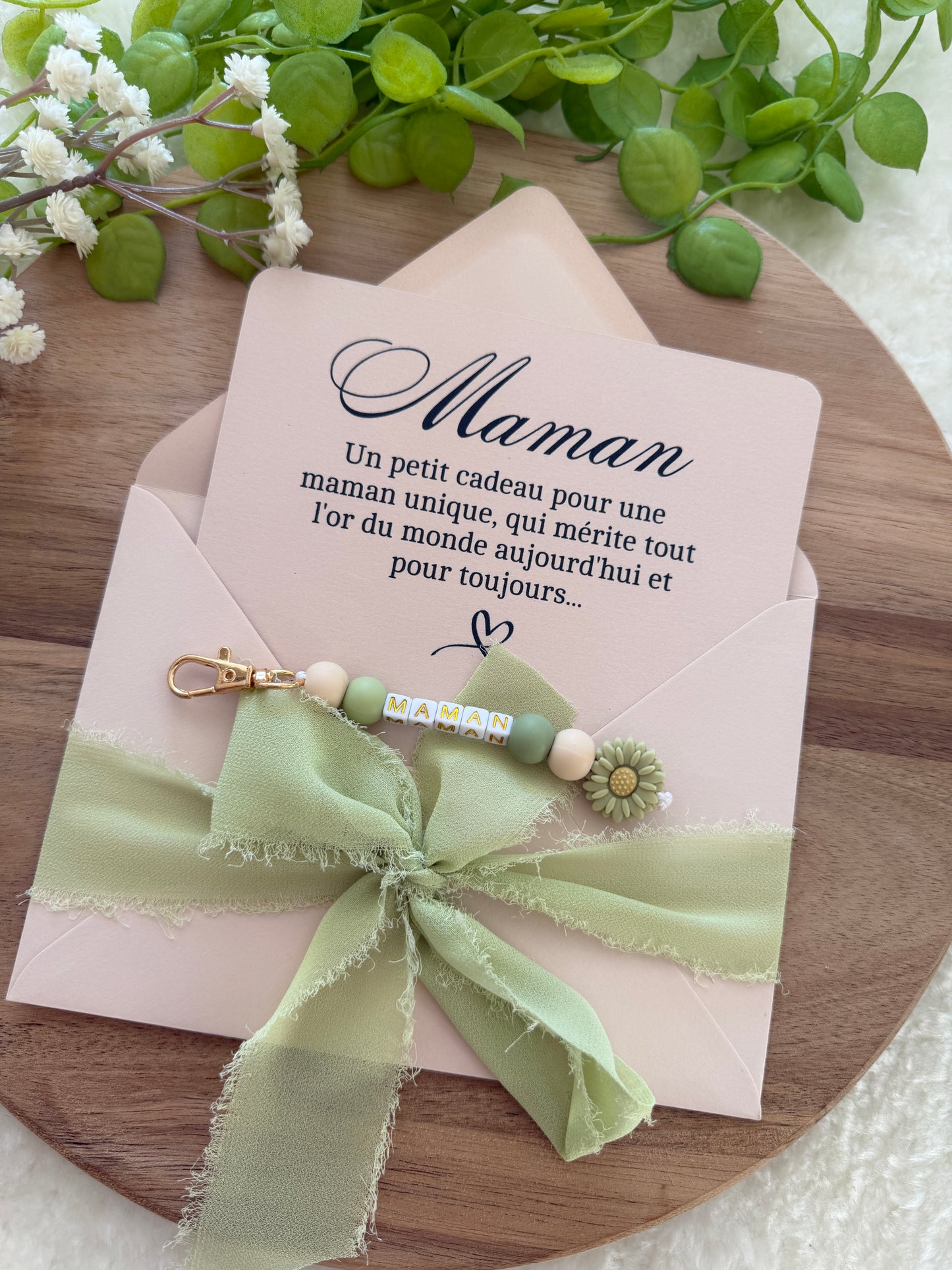 Cadeau fête des mamans, fête des mères, carte avec porte clé vert