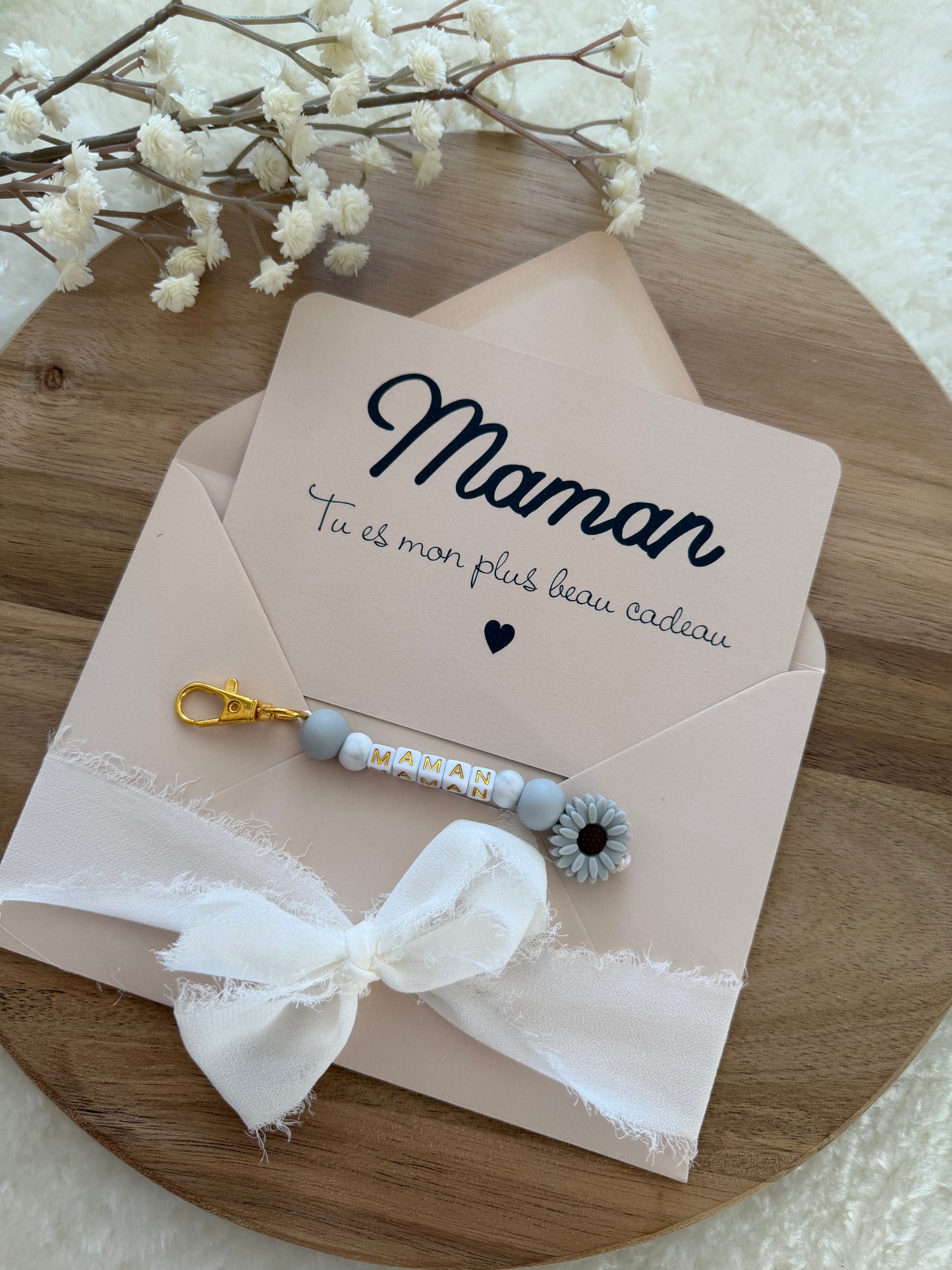 Cadeau fête des mamans, fête des mères, carte avec porte clé  gris