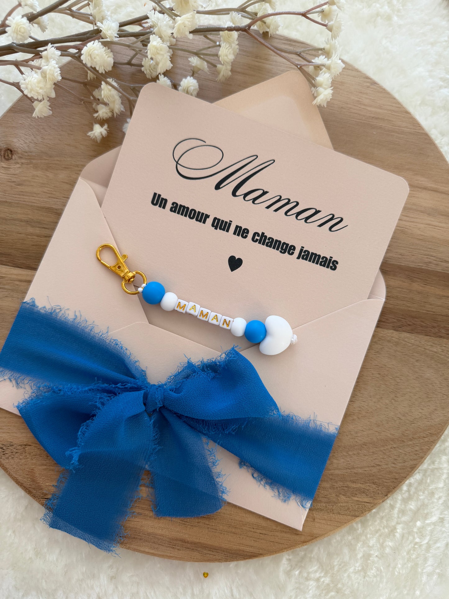Cadeau fête des mamans, fête des mères, carte avec porte clé  bleu foncé