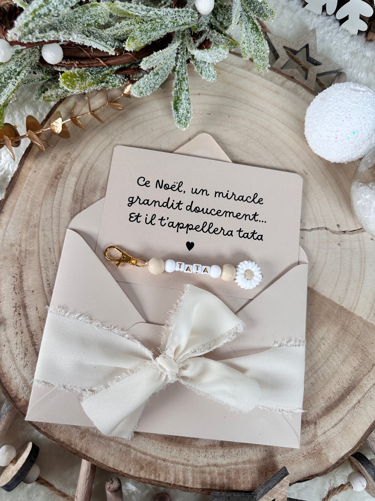 Annonce grossesse carte porte clé perle tata beige noel