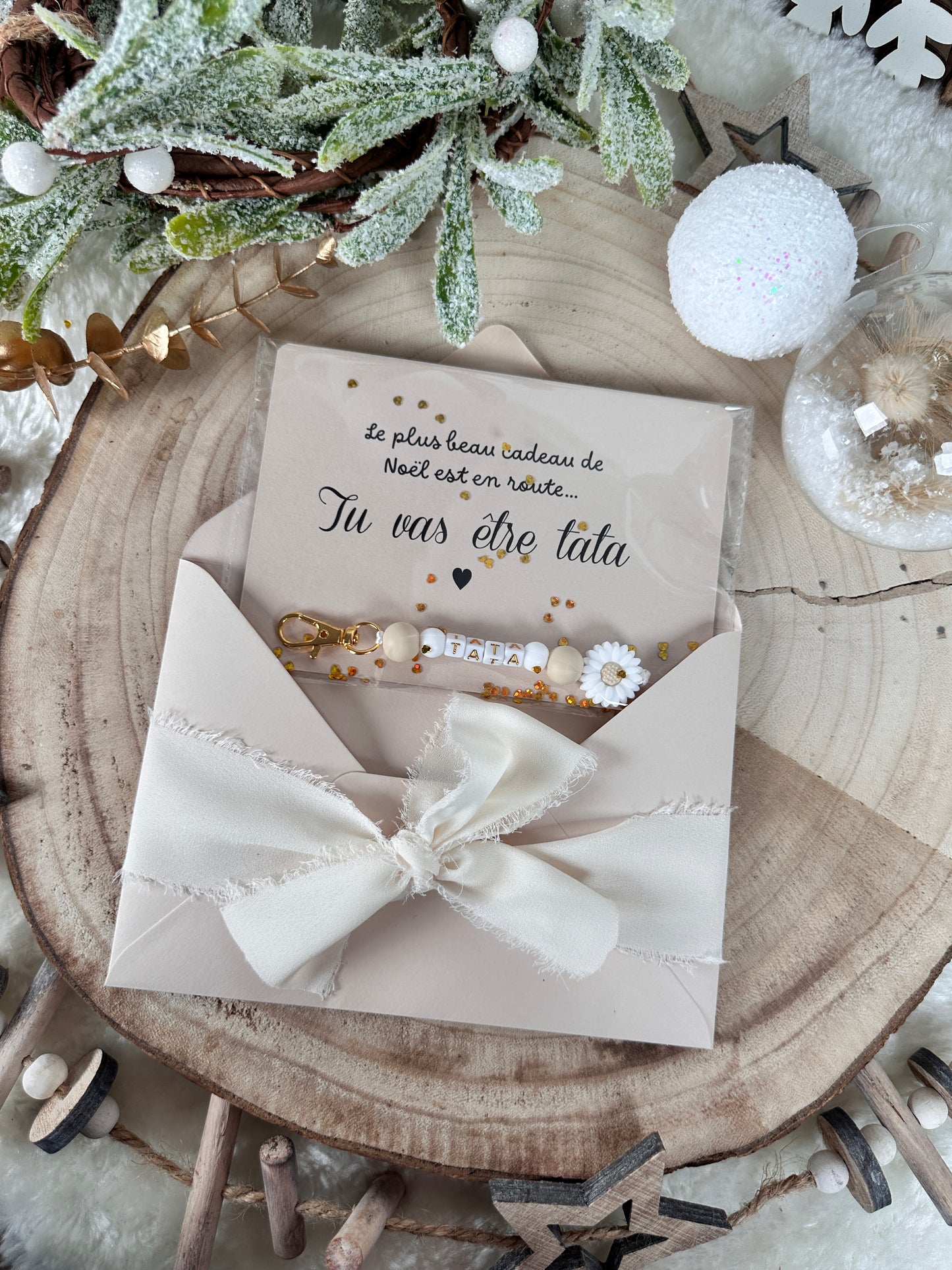 Annonce grossesse carte porte clé perle tata beige noel