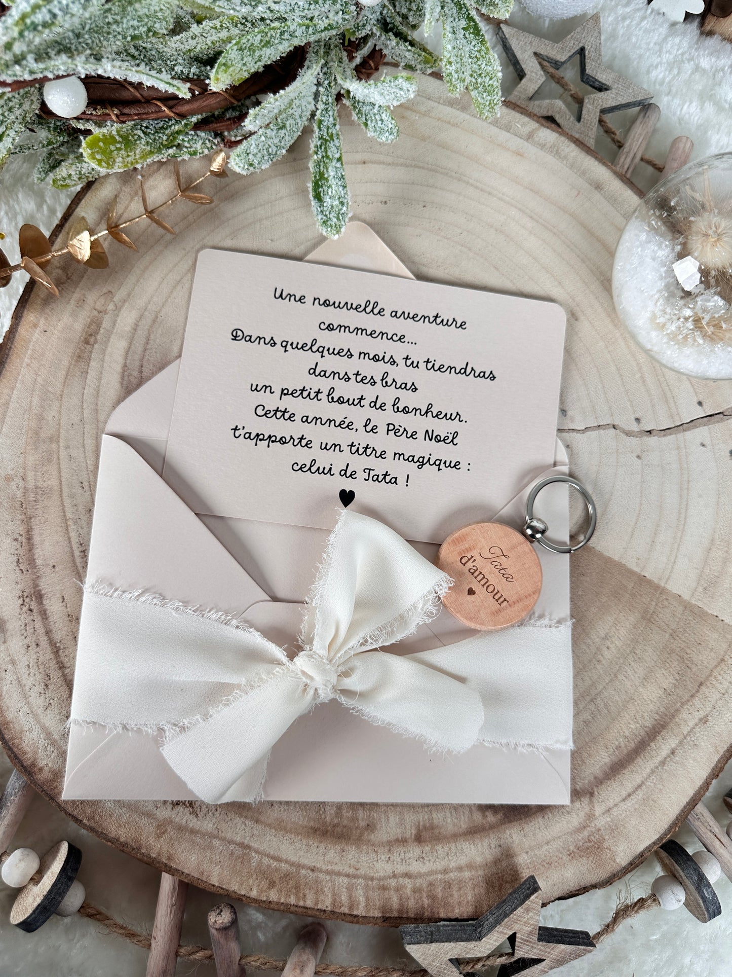 Annonce grossesse carte porte clé bois tata beige noel