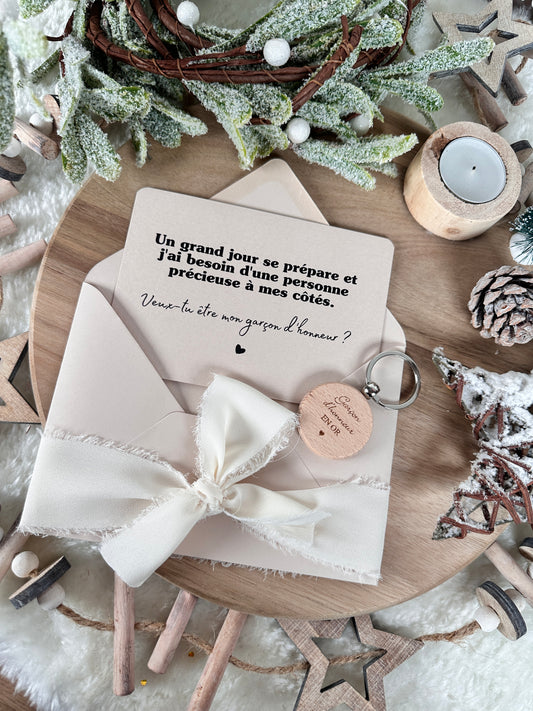 Demande garçon d'honneur carte et porte clés bois "garçon  d'honneur en Or" beige noel